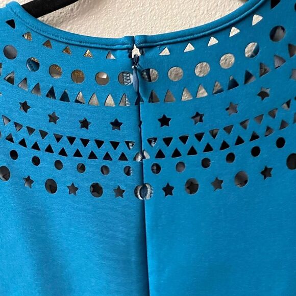 Amanda‎ Uprichard Blue Embellished Pleated A-Line Dress - Picture 3 of 10